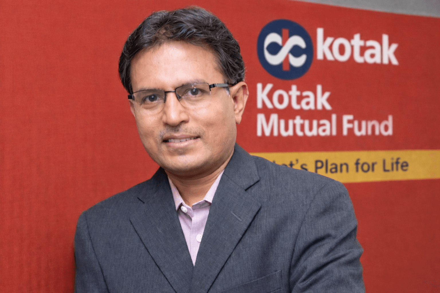 Underweight on Equities? Nilesh Shah Recommends Large, Mid-Caps