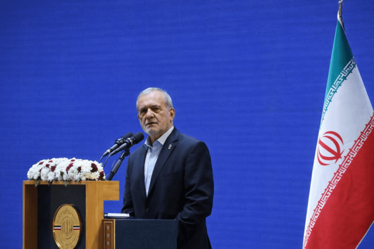 Iran President Apologizes to Neighbours but Rejects US Surrender Demand Amid Escalating War