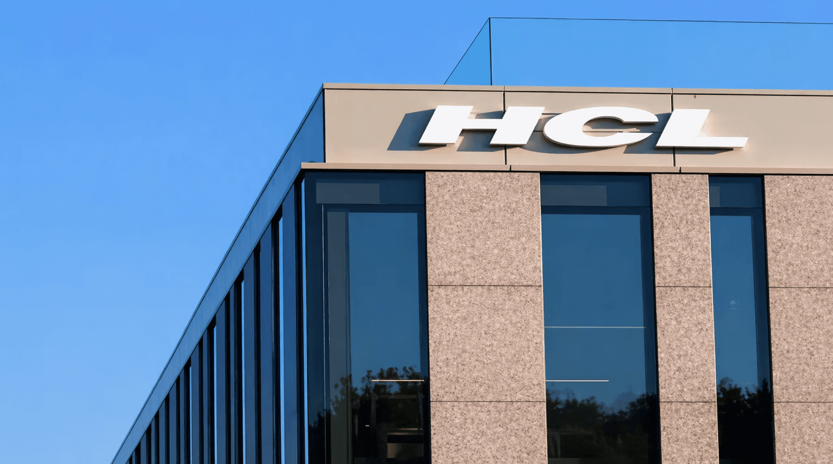 Why Did HCL Tech Shares Crash After Q4 Results and What Does It Signal for IT Sector Stability?
