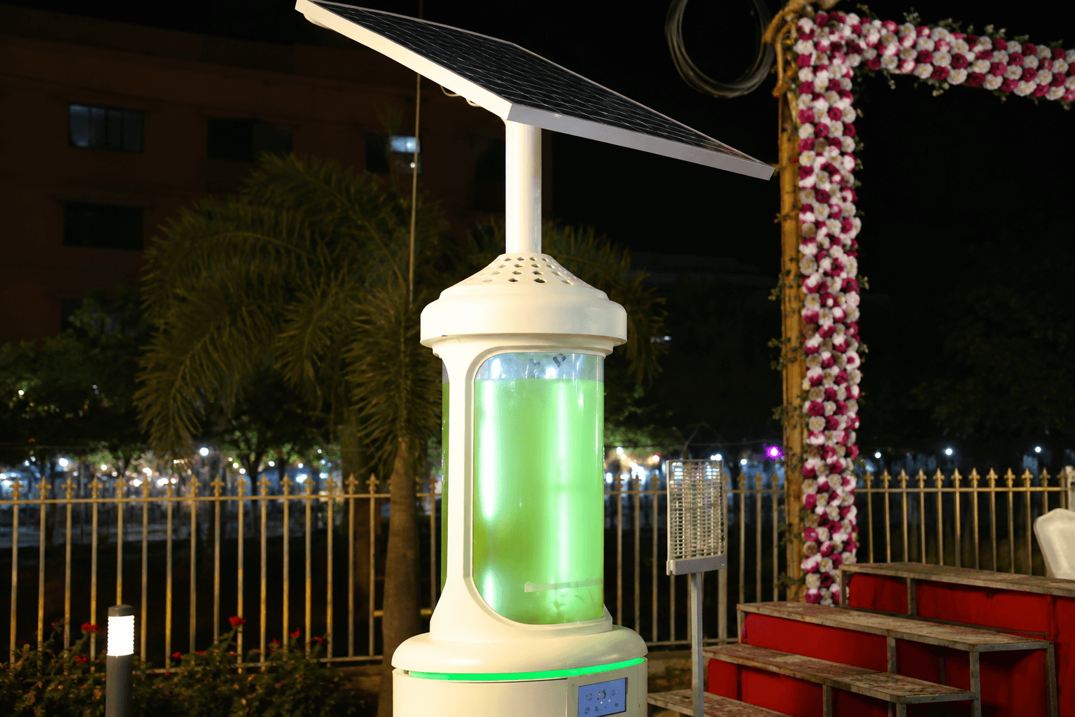 India’s first “Algae Tree” in Bhopal claims to work like 25 trees — But is it actually a tree?