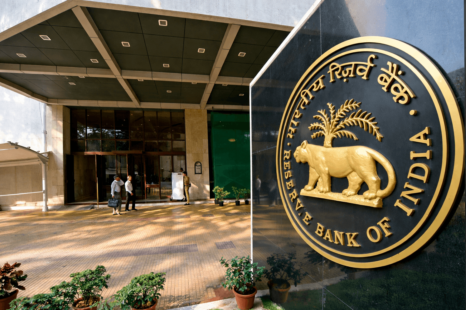 RBI Shuts Cooperative Bank: What Happens to Depositors’ Money Now And Why Was It Closed?
